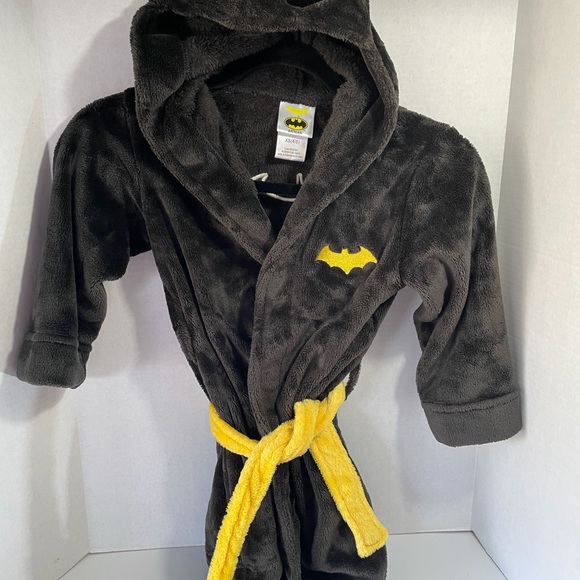 Komar Kids Batman XS (4/5) Robe Black Gold Polyester Pile Hooded Tie Belt - Picture 1 of 8